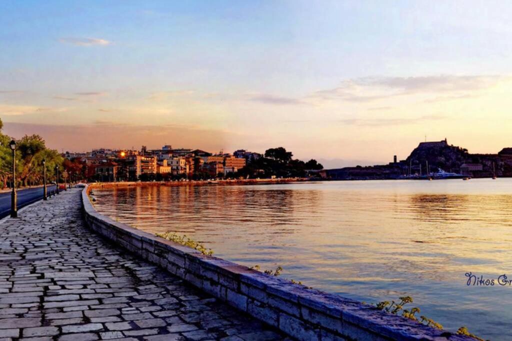 Bright Newly Renovated Apt Near Beach & Center+Ac Anemomylos المظهر الخارجي الصورة
