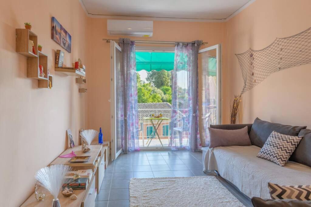 Bright Newly Renovated Apt Near Beach & Center+Ac Anemomylos المظهر الخارجي الصورة